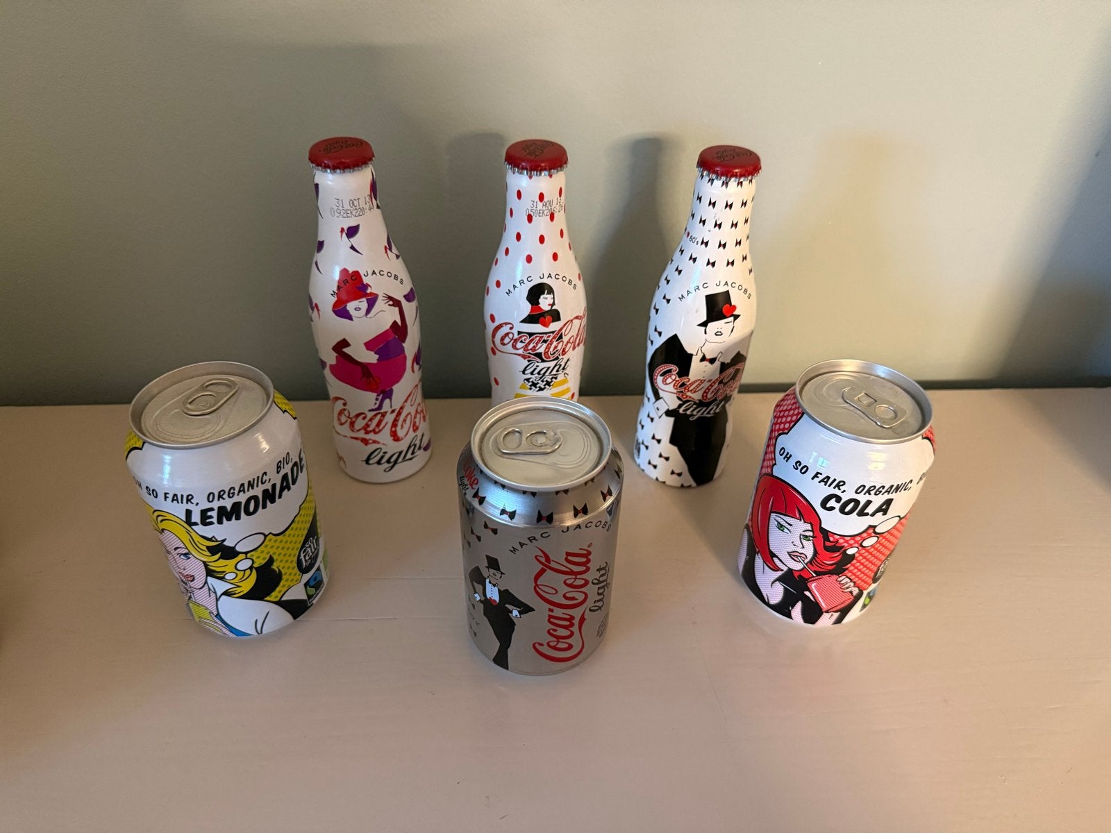 Coca-Cola Light x Marc Jacobs Limited Edition Collectie, Verzamelen, Ophalen of Verzenden, Zo goed als nieuw