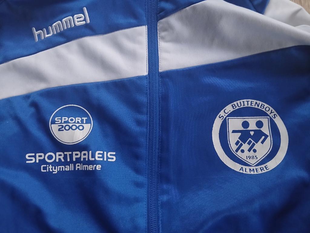 Hummel trainingsjack SC Buitenboys Almere - Maat M, Ophalen of Verzenden, Zo goed als nieuw, Voetbal, Hummel