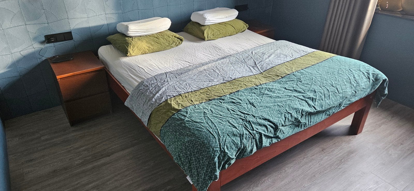 Auping Auronde bed 180x200cm met spiraalbodems, Ophalen, Gebruikt, Bruin, Tweepersoons