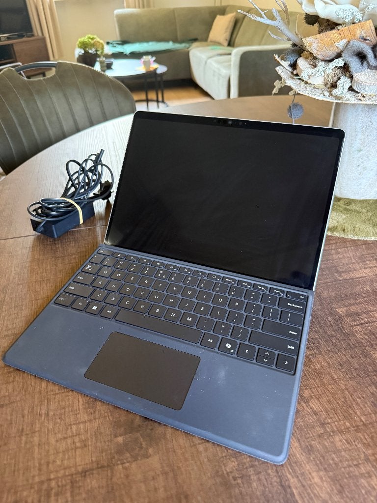 Surface Pro 10 LTE/5G 256GB SSD 16GB Ram Ultra i7 Garantie, Ophalen, 256 GB, 2 tot 3 Ghz, Qwerty