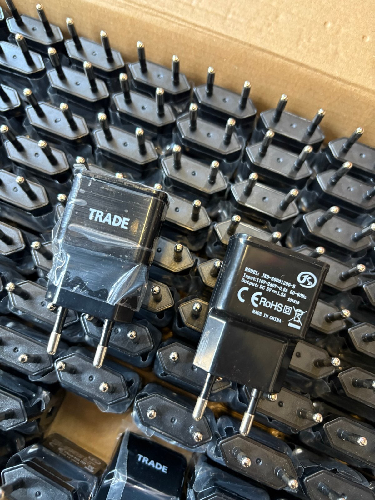 100 stuks Nieuwe USB-opladers - Universeel, Universeel, Nieuw, Ophalen of Verzenden, Geen