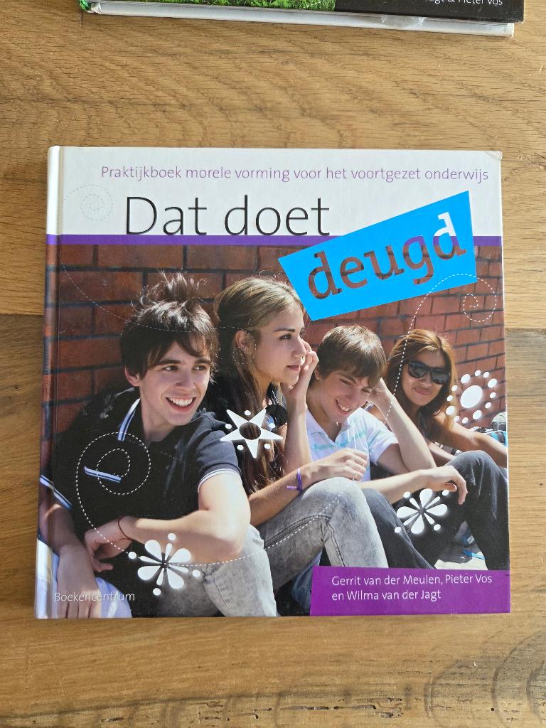 Dat doet deugd / Doe me een deugd, Ophalen of Verzenden, Zo goed als nieuw, Praktische filosofie, Diverse auteurs