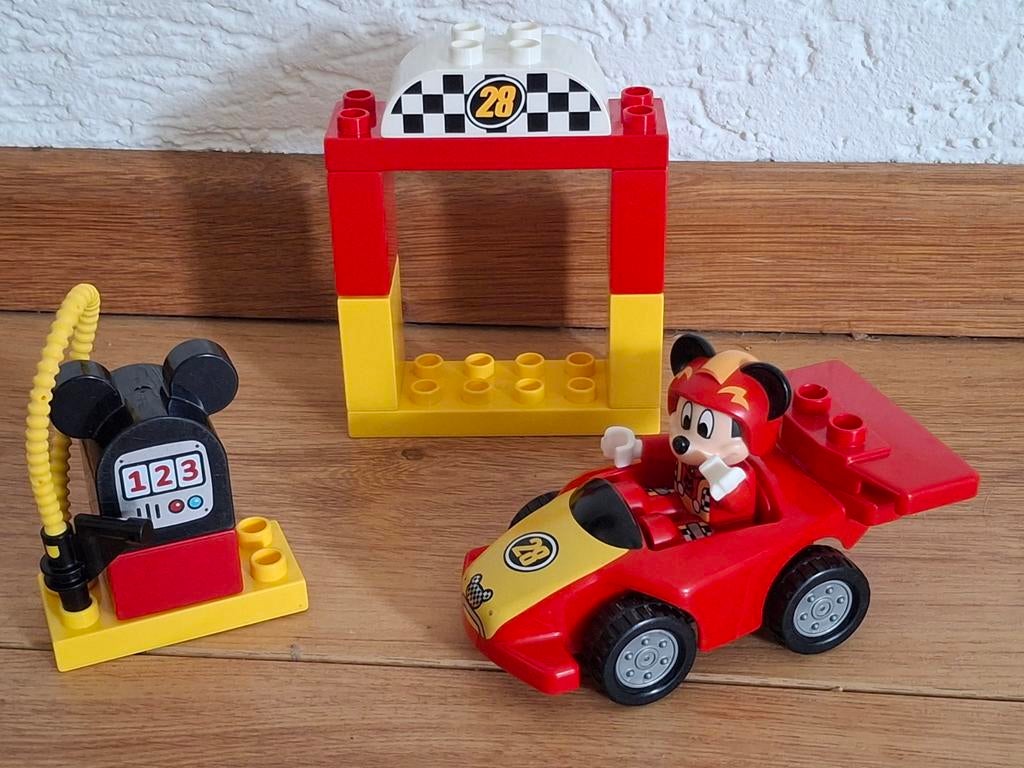 Duplo 10843. Mickey racer. Mickey Mouse in raceauto., Ophalen of Verzenden, Duplo