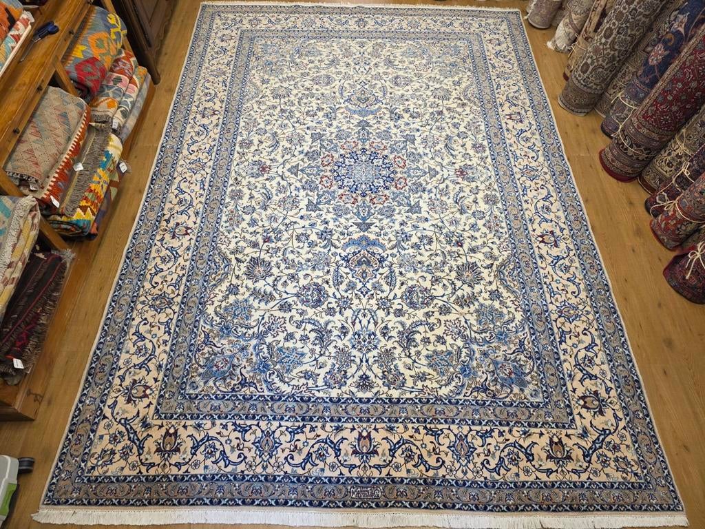 Handgeknoopt perzisch tapijt nain met zijde 368x258, Perzisch, Vof Slats Antiek, Ophalen of Verzenden, 200 cm of meer