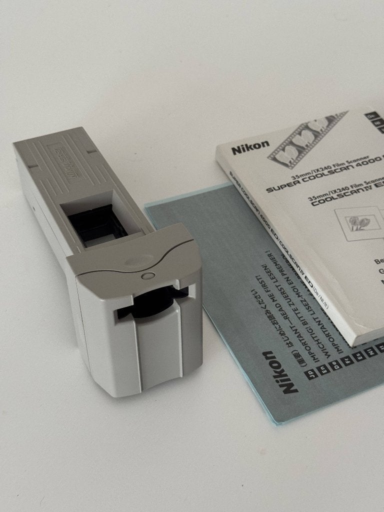 Nikon SA-21 Strip Film Adapter for Coolscan, Computers en Software, Scanners, Ophalen, Zo goed als nieuw, Nikon, MacOS