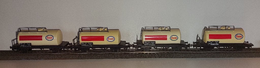 4x Marklin H0 4441 - 2 assige ketelwagen Esso v.d. DB, Gebruikt, Gelijkstroom of Wisselstroom, Wagon, Ophalen of Verzenden