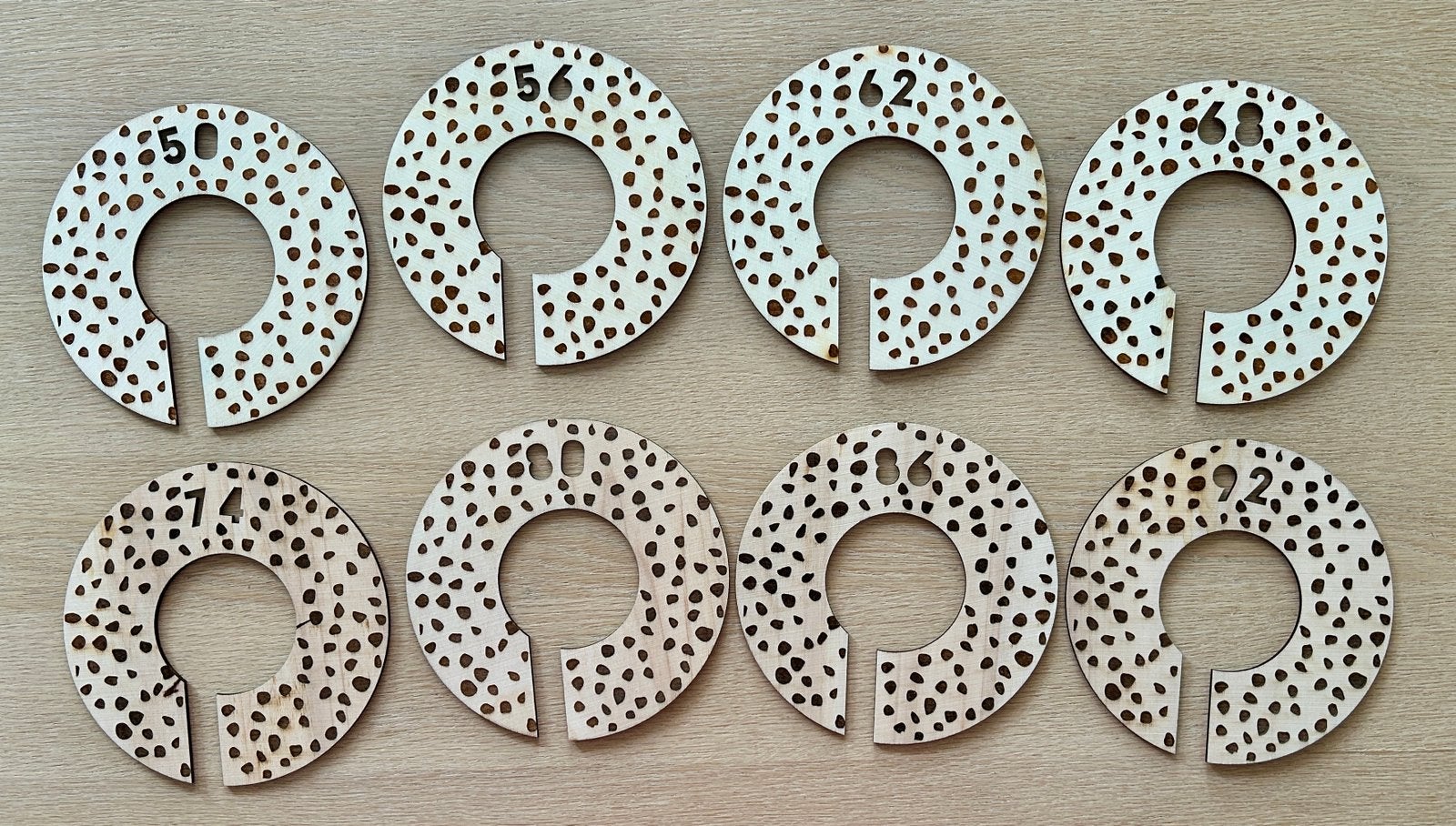 Maathangers stip maat 50 t/m 92 nieuw voor in de babykamer, Ophalen of Verzenden, Nieuw, Overige typen