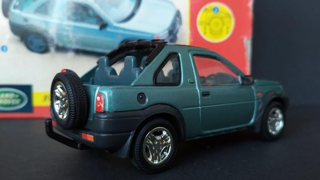 Land Rover Freelander 1:32 Britains England Ltd Pol, Hobby en Vrije tijd, Modelauto's | 1:32, Auto, Verzenden, England, .