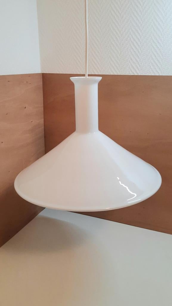 Opaalwitte Large hanglamp Holmegaard jrn70,lees beschrijving, Huis en Inrichting, Ophalen of Verzenden, Glas, Minder dan 50 cm