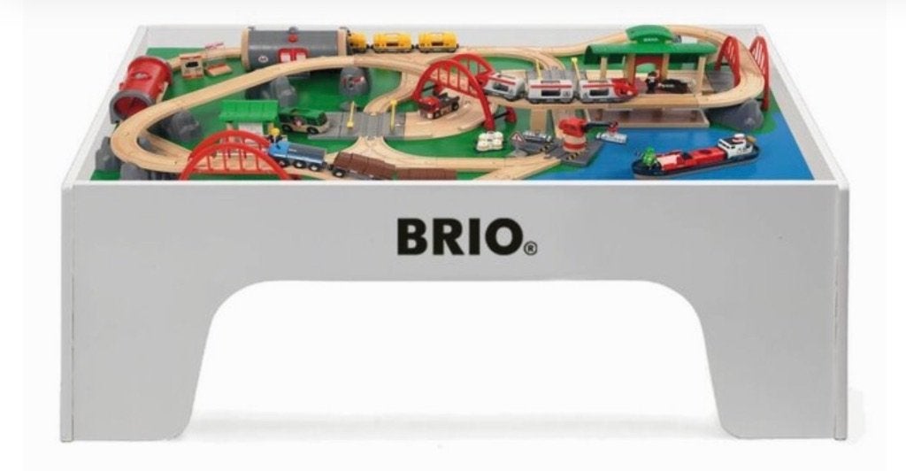 Brio treintafel inclusief treinenset, Ophalen, Gebruikt