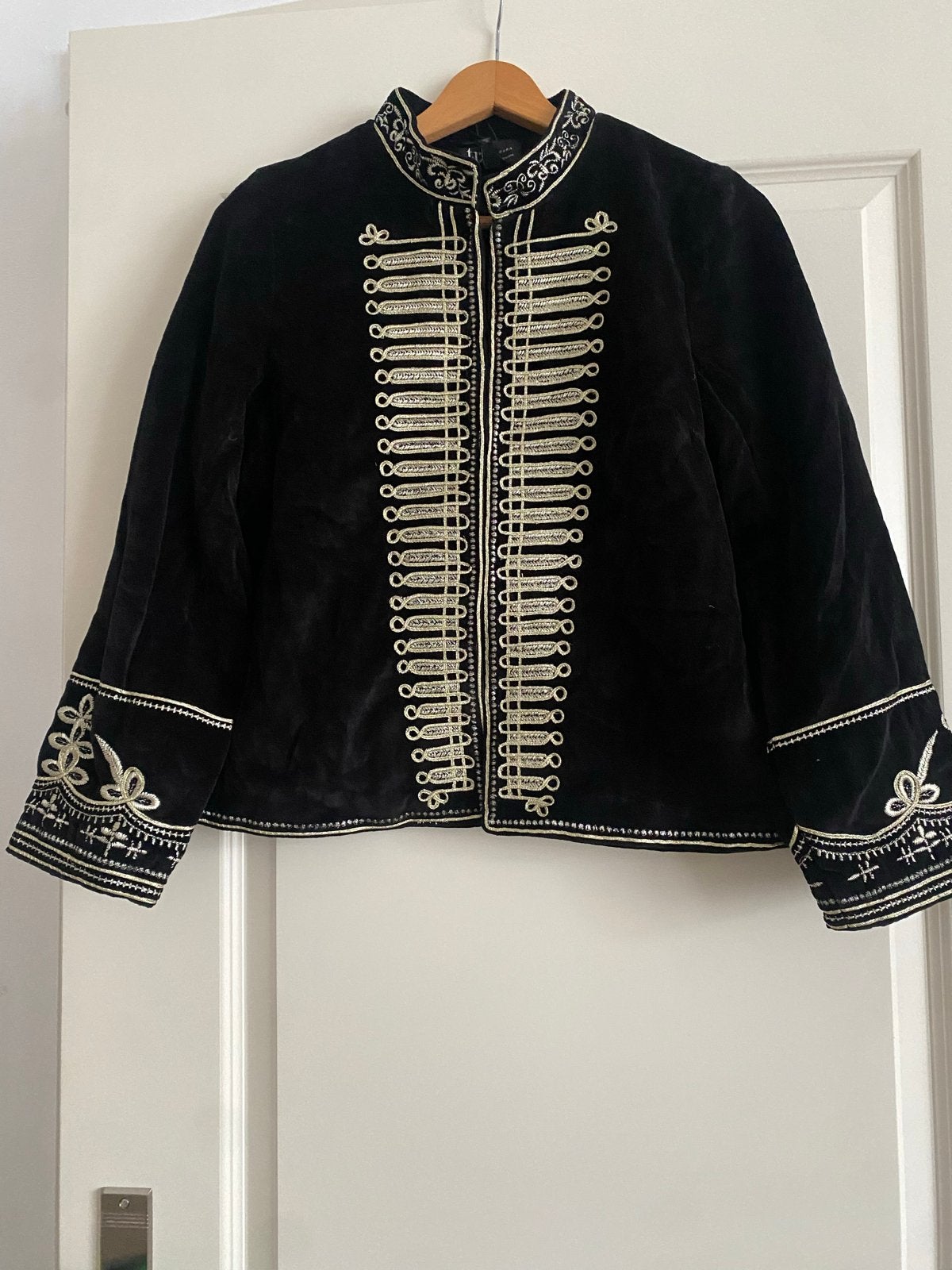 Zara TRF Collection fluwelen jasje met borduursels -M, Ophalen of Verzenden, Nieuw, Maat 38/40 (M), Zwart