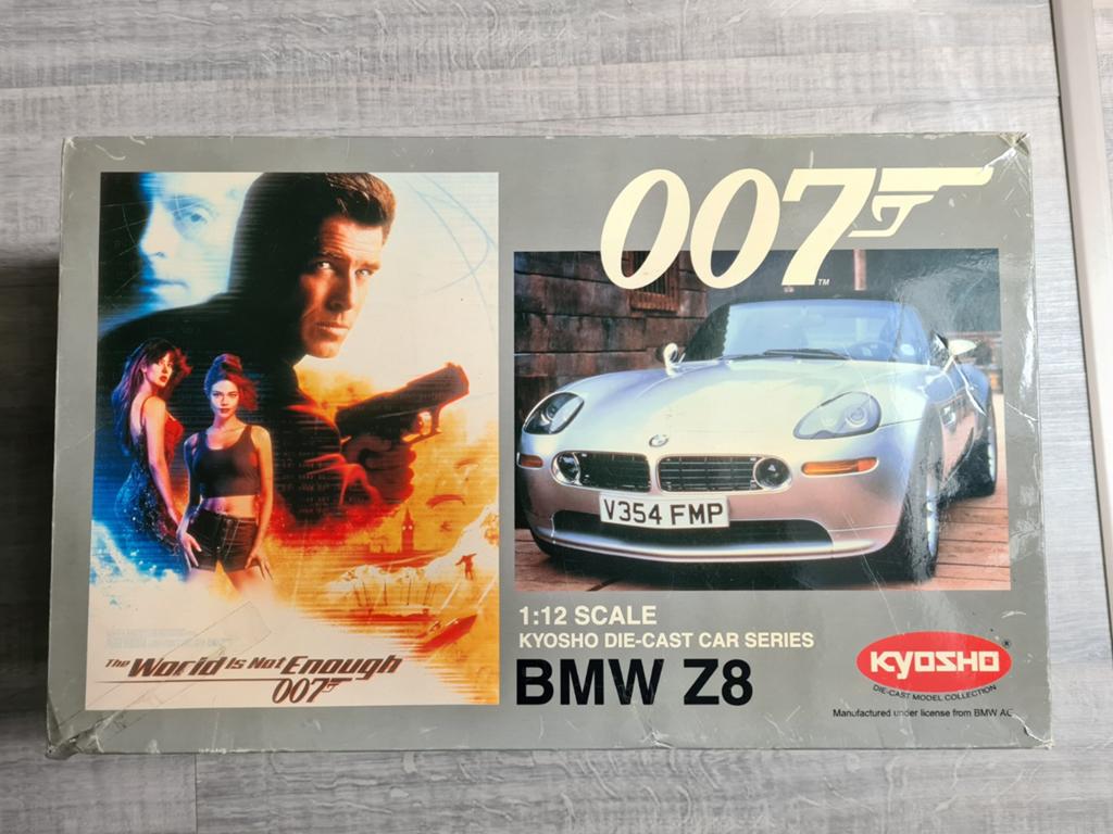 BMW Z8 1:12 James Bond 007 Kyosho "The World Is Not Enough"., Ophalen of Verzenden, Zo goed als nieuw, 1:9 t/m 1:12, Auto