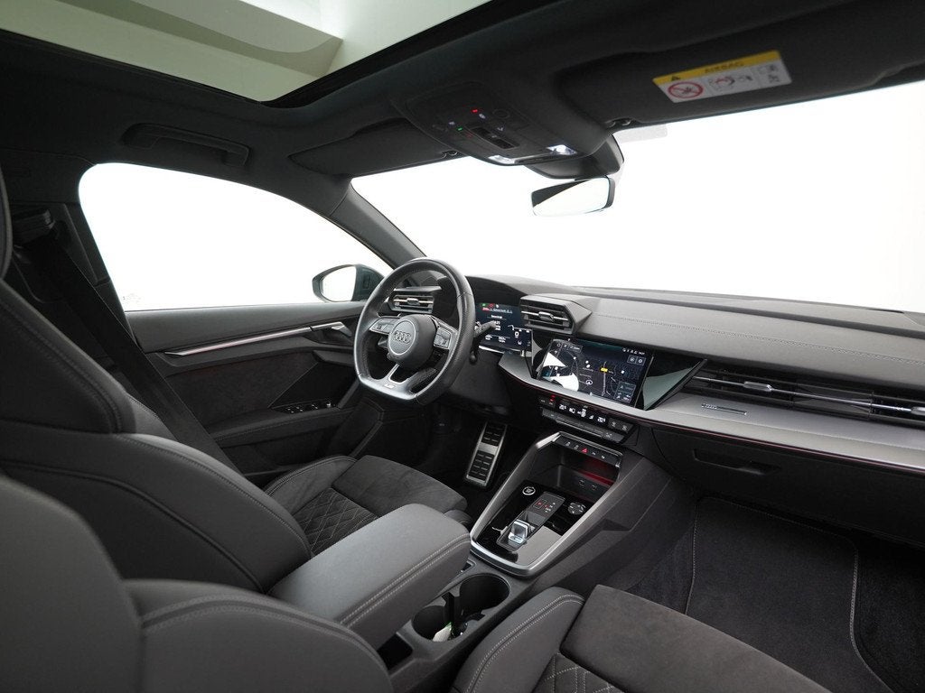 Audi A3 Limousine 35 TFSI edition one | Panoramadak | Alcant, Auto's, Audi, 12 maanden, 4 cilinders, Origineel Nederlands, Bedrijf