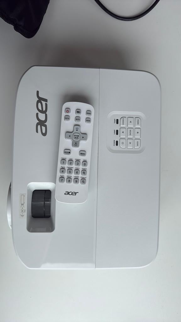 Acer P1150 Beamer – 3600 ANSI Lumen incl accesoires, Audio, Tv en Foto, Beamers, Ophalen, Zo goed als nieuw, LED