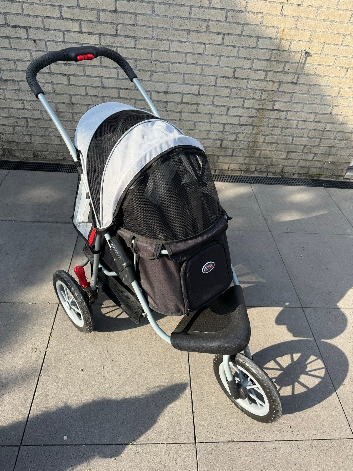 Honden buggy Inno Pet, Ophalen, Zo goed als nieuw
