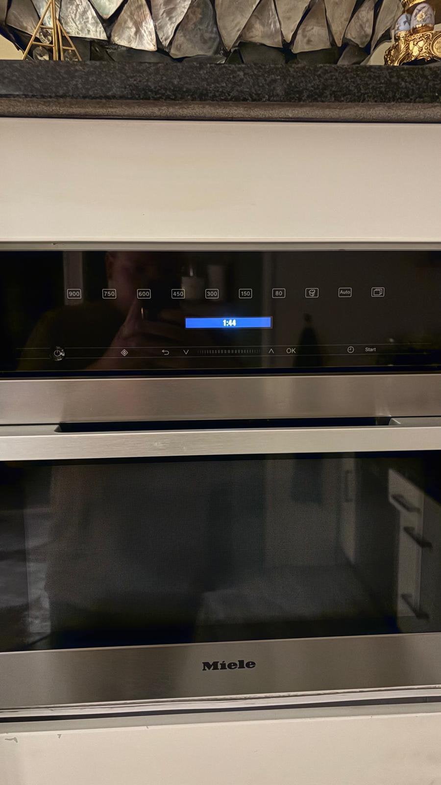Miele magnetron inbouw, Ophalen of Verzenden, Zo goed als nieuw, Minder dan 45 cm