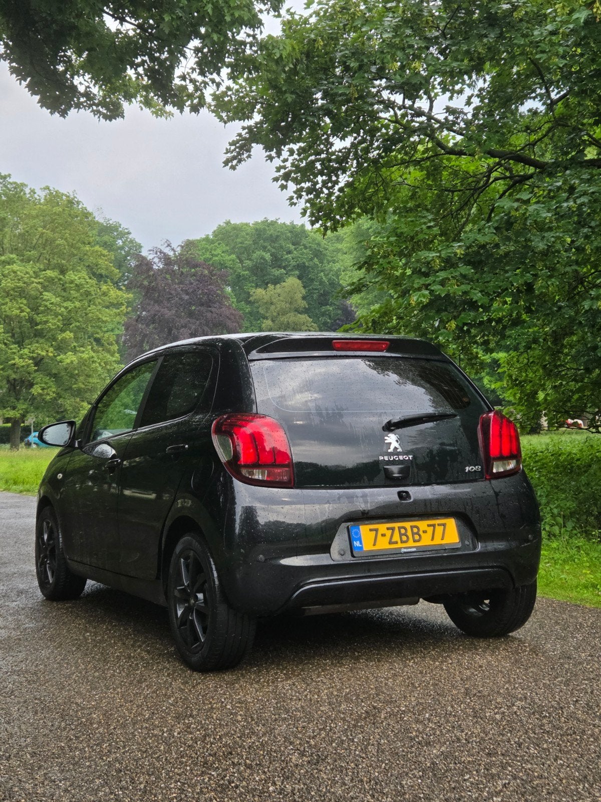 Peugeot 108 1.2 12V VTI 82PK 5DR 2014 Zwart, Auto's, Peugeot, Particulier, ABS, Airbags, Airconditioning, Boordcomputer, Centrale vergrendeling