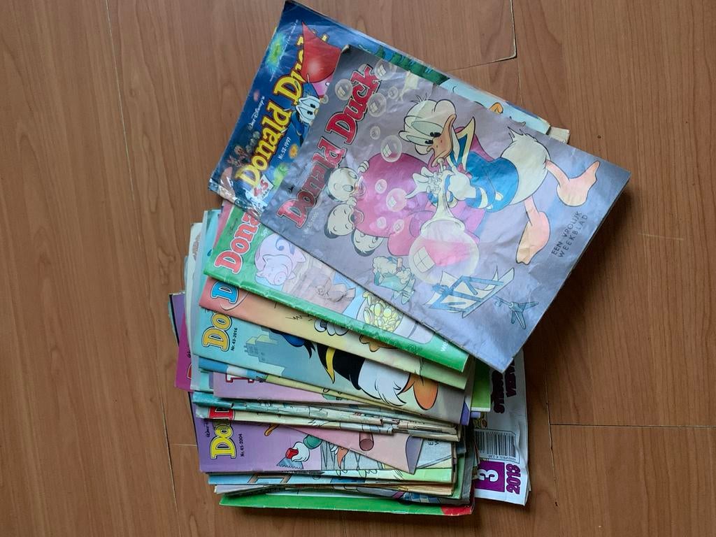 Grote stapel Donald Duck weekbladen (meer dan 30), Meerdere stripboeken, Ophalen of Verzenden, Gelezen