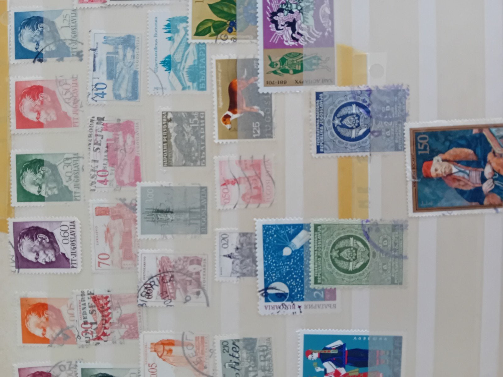 Postzegelverzameling uit de jaren 70, Ophalen