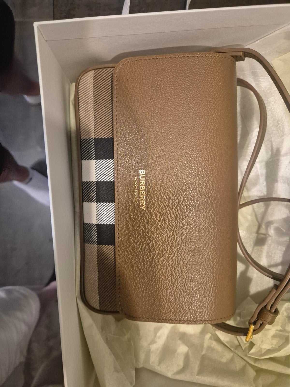 Burberry Schoudertasje - Nieuwstaat, Ophalen of Verzenden, Nieuw, Bruin, Schoudertasje