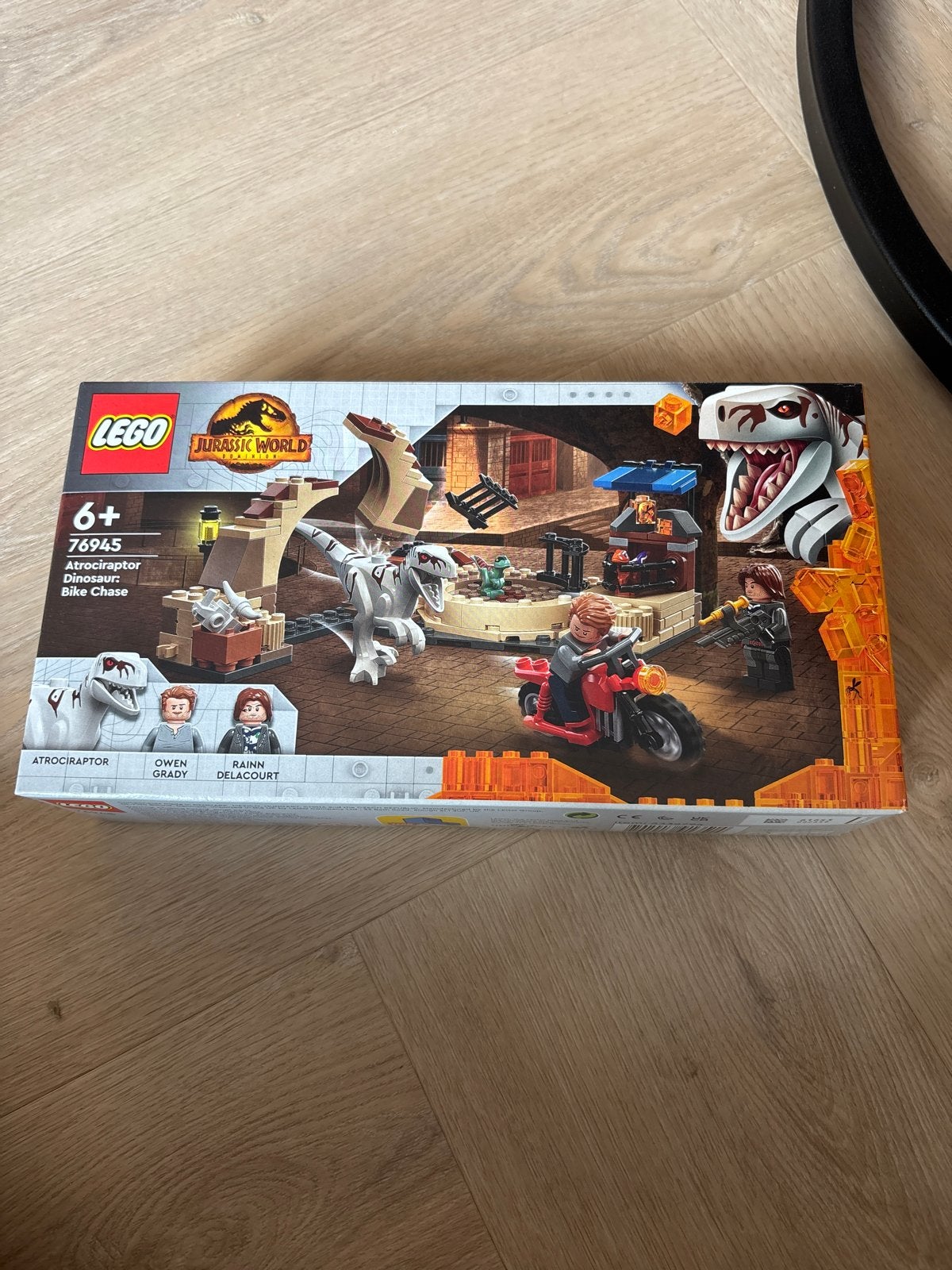 LEGO Jurassic World 76945 Atrociraptor Dinosaurus: Motoracht, Kinderen en Baby's, Speelgoed | Duplo en Lego, Jurassic World, Lego