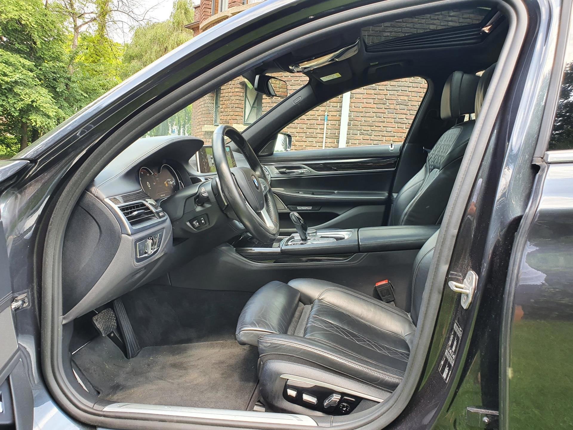 BMW 7-serie 730d High Executive M-sport DAK/trekhaak/XENON, Auto's, Automaat, 1730 kg, Achterwielaandrijving, Euro 6