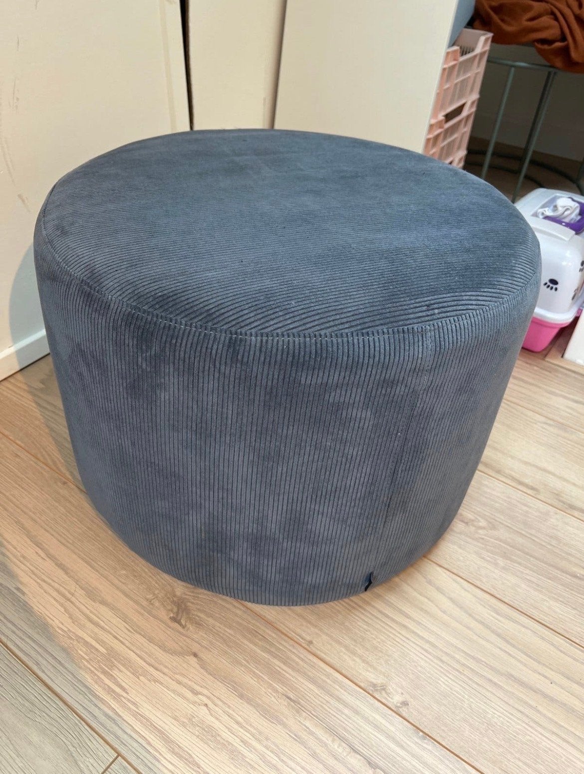 Poef Sofacompany Ribstof Donkerblauw - H40xB55xD55 cm, Ophalen, Rond, Zo goed als nieuw, Stof