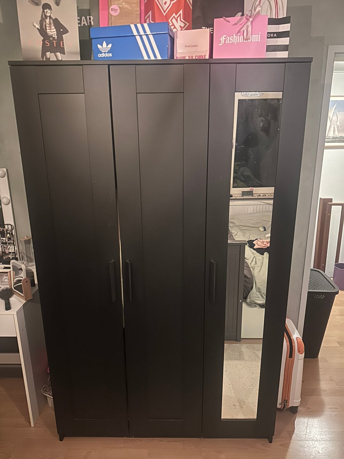 Brimnes kleding kast IKEA, Ophalen, 100 tot 150 cm, Zo goed als nieuw, 150 tot 200 cm