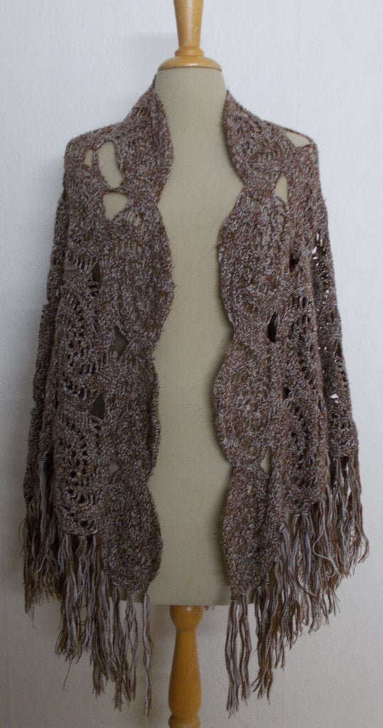 Handmade bruin gehaakte stola/sjaal/omslagdoek! L/XL, Verzenden, Zo goed als nieuw, Maat 42/44 (L), Bruin