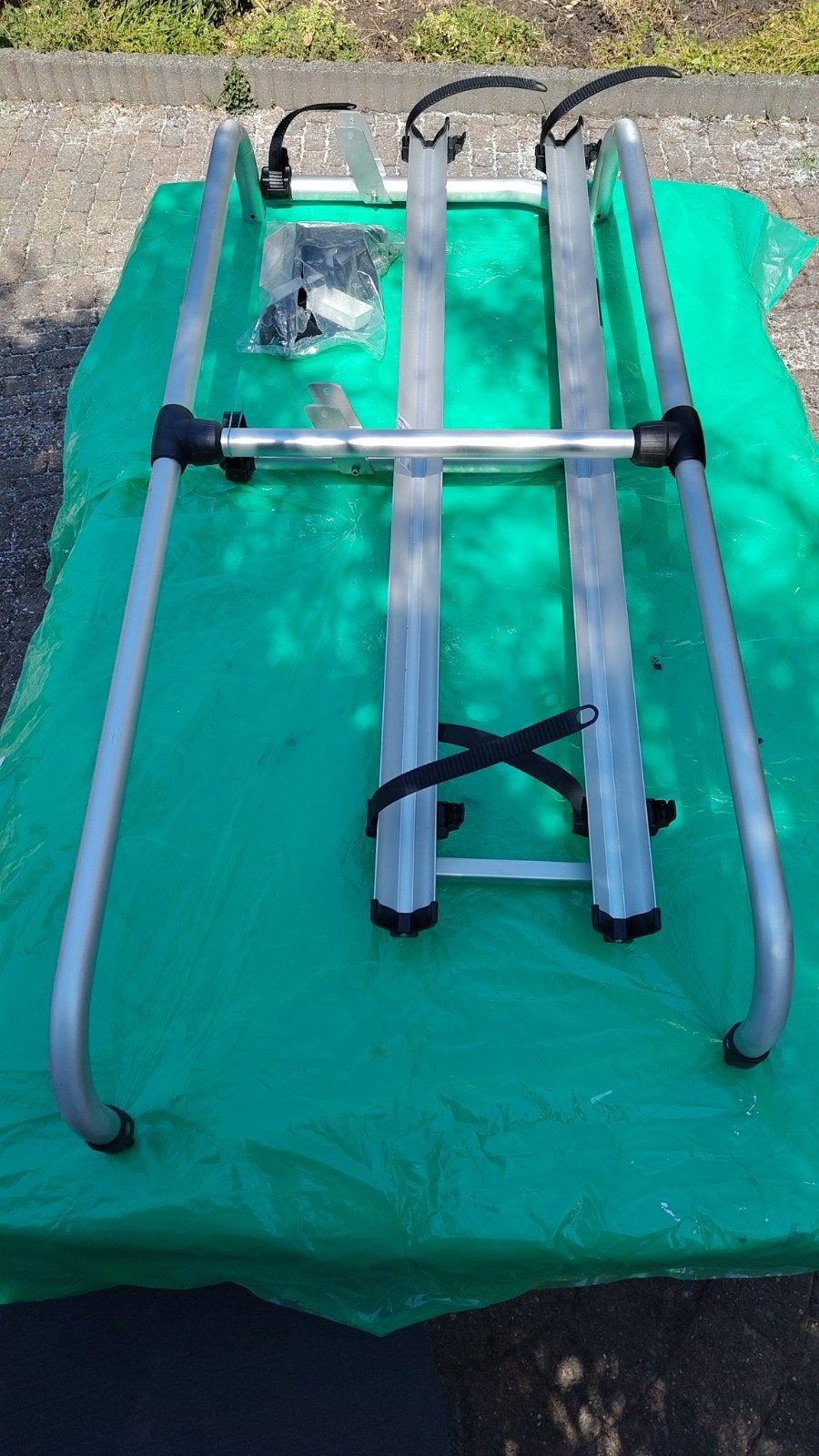 Thule G2 Sports Fietsendrager - Nieuwstaat, Auto diversen, Fietsendragers, Ophalen of Verzenden, 2 fietsen, Nieuw, Dakdrager