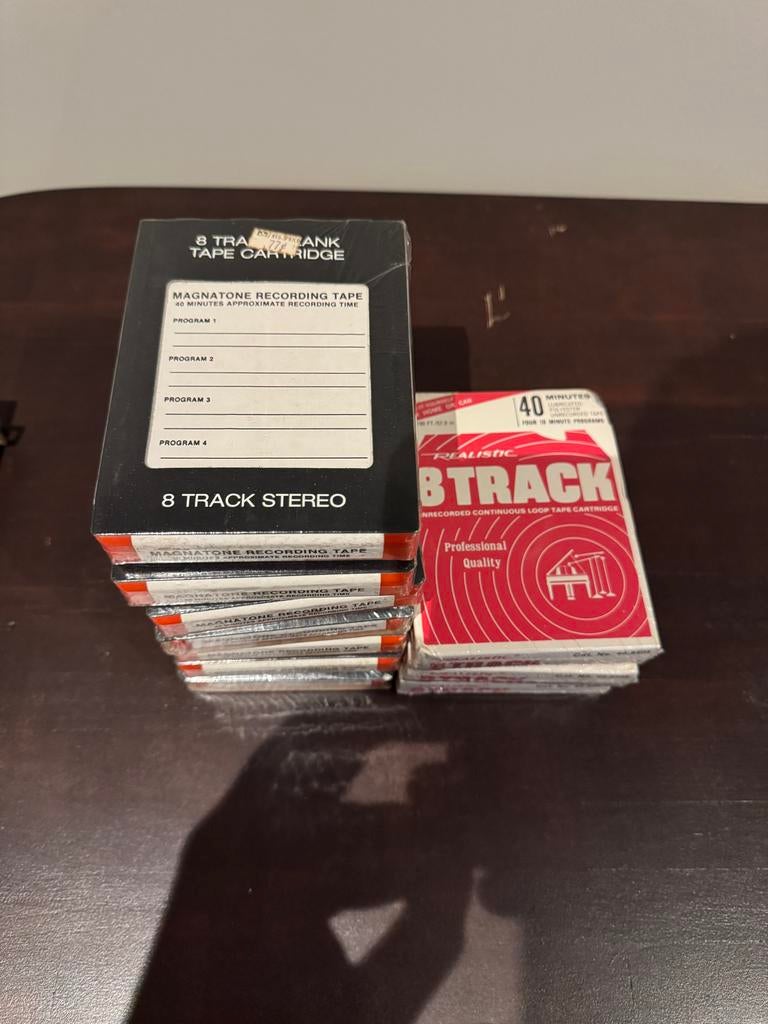 Nieuwe 8-track banden - Magnatone & Realistic - 10 stuks, Audio, Tv en Foto, Bandrecorders, Ophalen of Verzenden, Onderdeel, Met banden