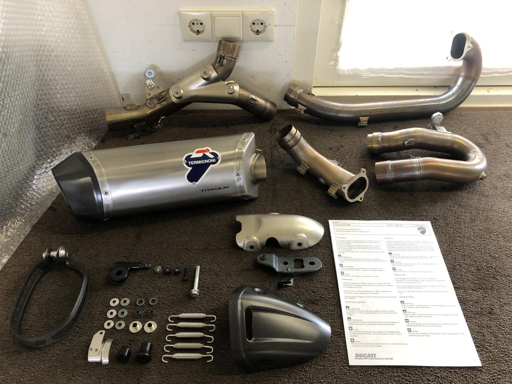 Termignoni uitlaat Ducati Hypermotard 939 16-18 Hyperstrada, Motoren, Gebruikt, Verzenden, Termignoni, https://www.termignoni.it/en/contacts/