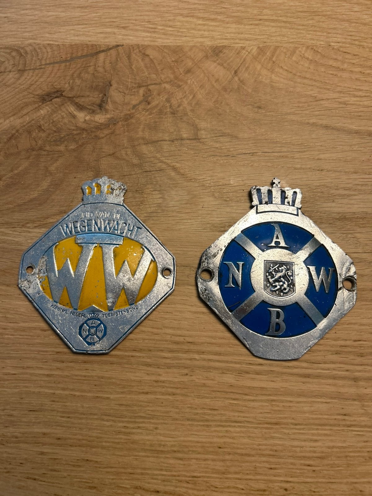 Unieke set vintage ANWB & Wegenwacht emblemen / badges, Ophalen of Verzenden