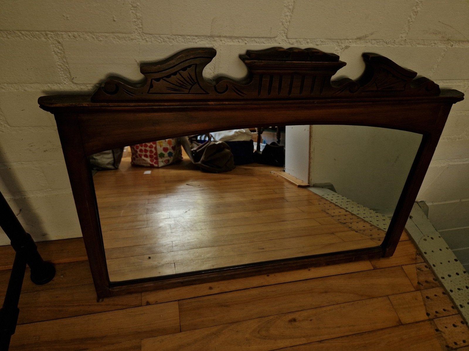Antieke spiegel met sierlijk houten frame, Ophalen
