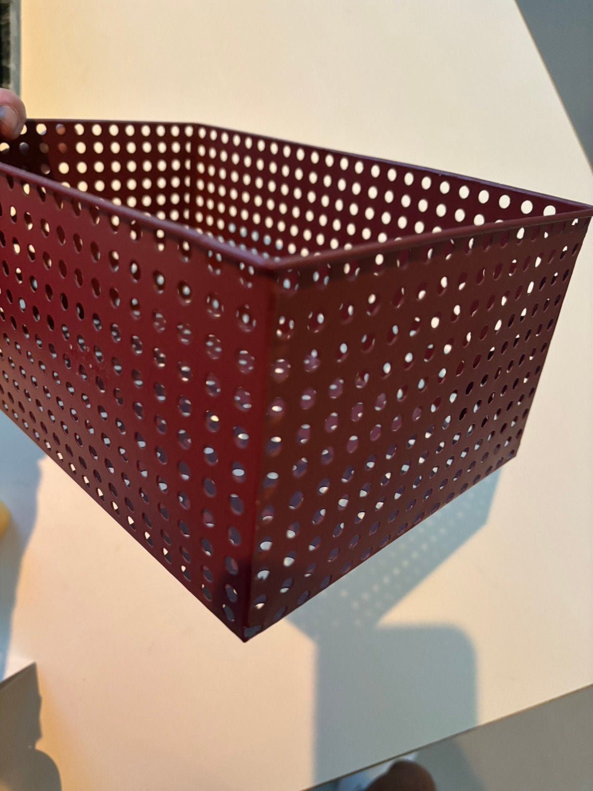 Design Metalen Opbergmand / Bureau-organizer – Bordeaux Rood, Ophalen, Zo goed als nieuw, Rond, Riet