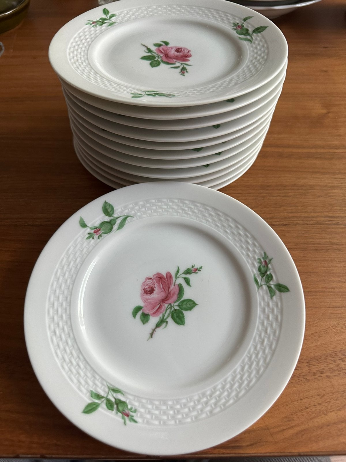 12 TORO gebaksbordjes met roze roos – 16 cm, Ophalen of Verzenden, Zo goed als nieuw, Porselein