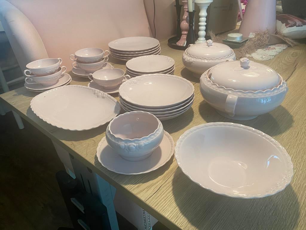 Oud roze 30- delig servies van Hutschenreuther, Antiek en Kunst, Antiek | Servies compleet, Ophalen
