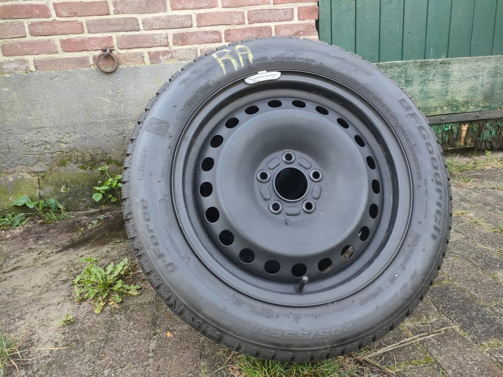 Set winterwielen 5x112 - BFGoodrich 205/55R16 8mm, Ophalen, Gebruikt, Audi