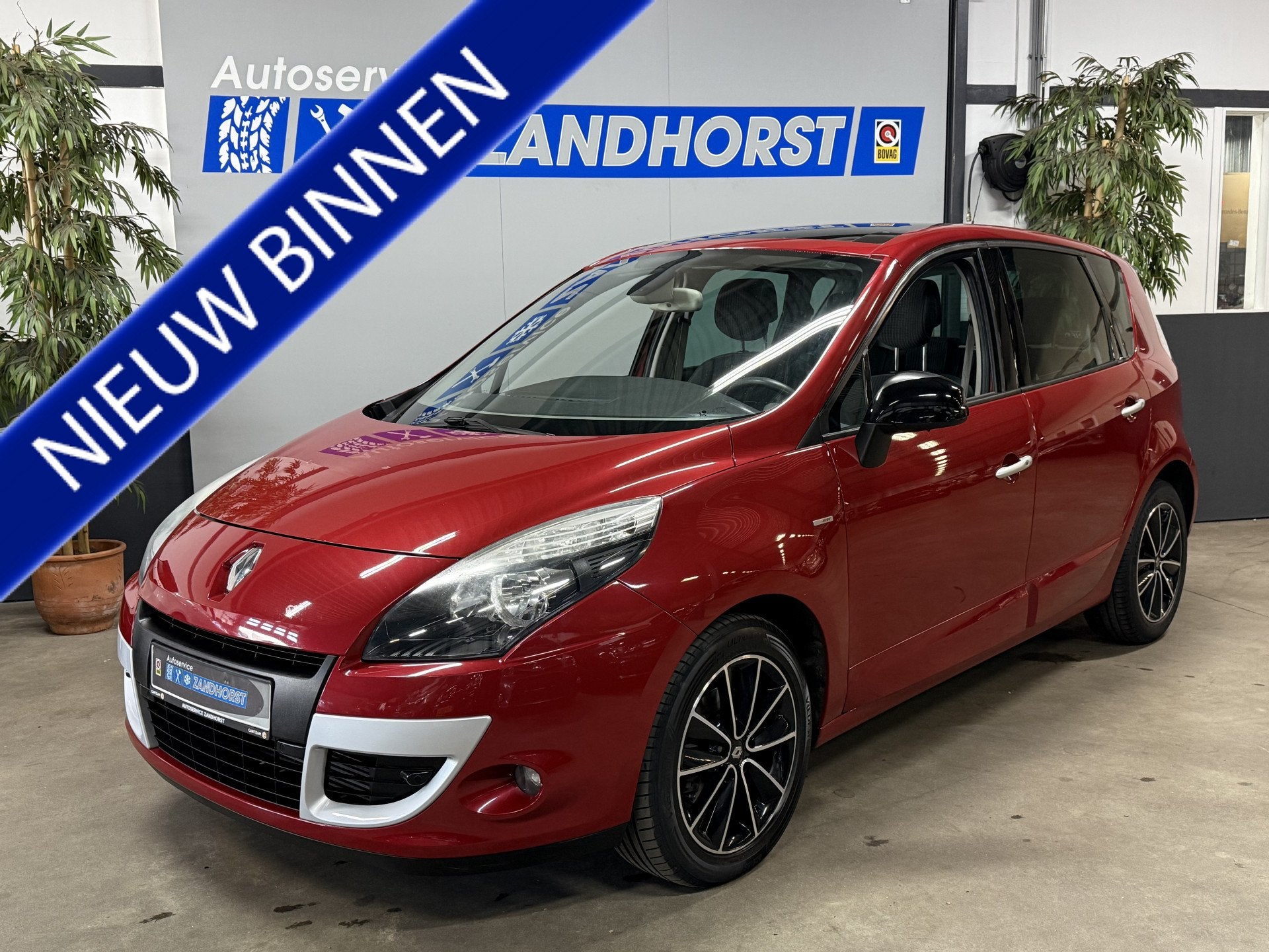 Renault Scénic 1.4 TCe Bose // incl. Nieuwe APK! (bj 2012), Auto's, Renault, Voorwielaandrijving, Euro 5, Stof, Gebruikt