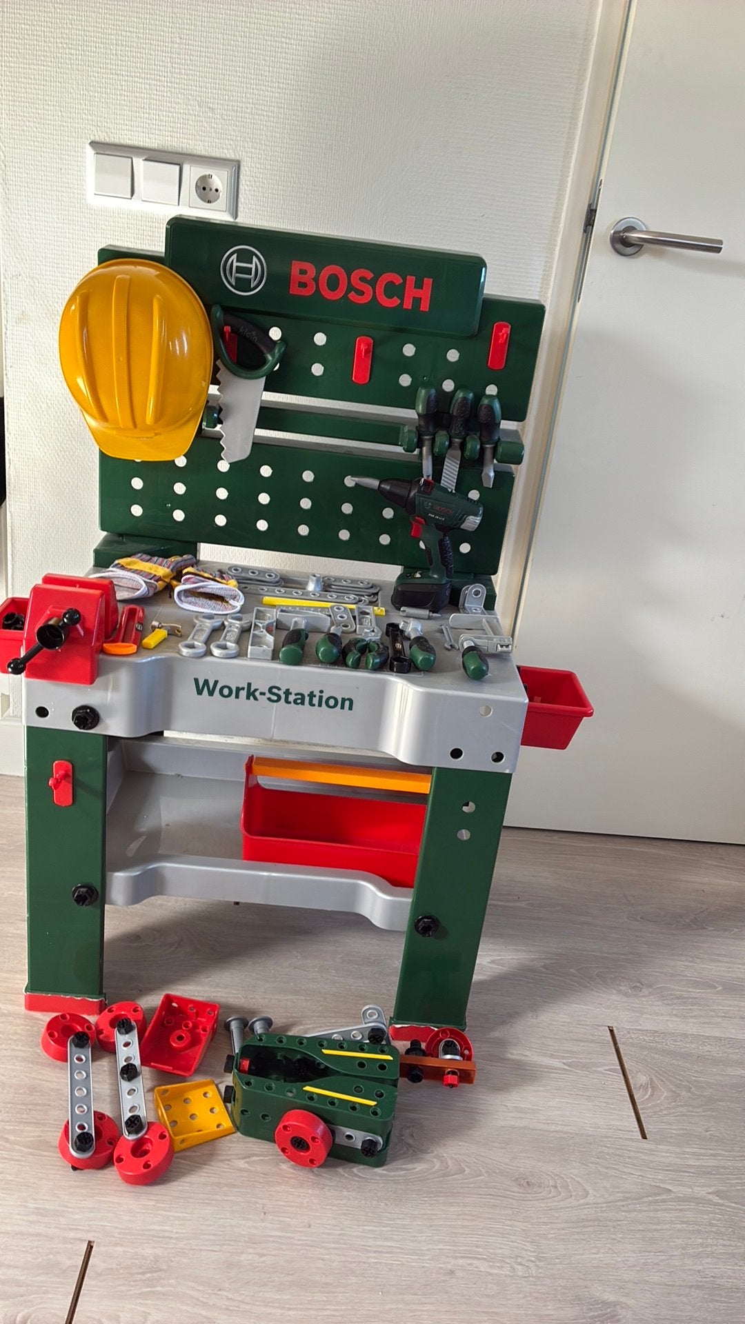 Bosch work-station, Kinderen en Baby's, Speelgoed | Speeltafels, Ophalen, Gebruikt