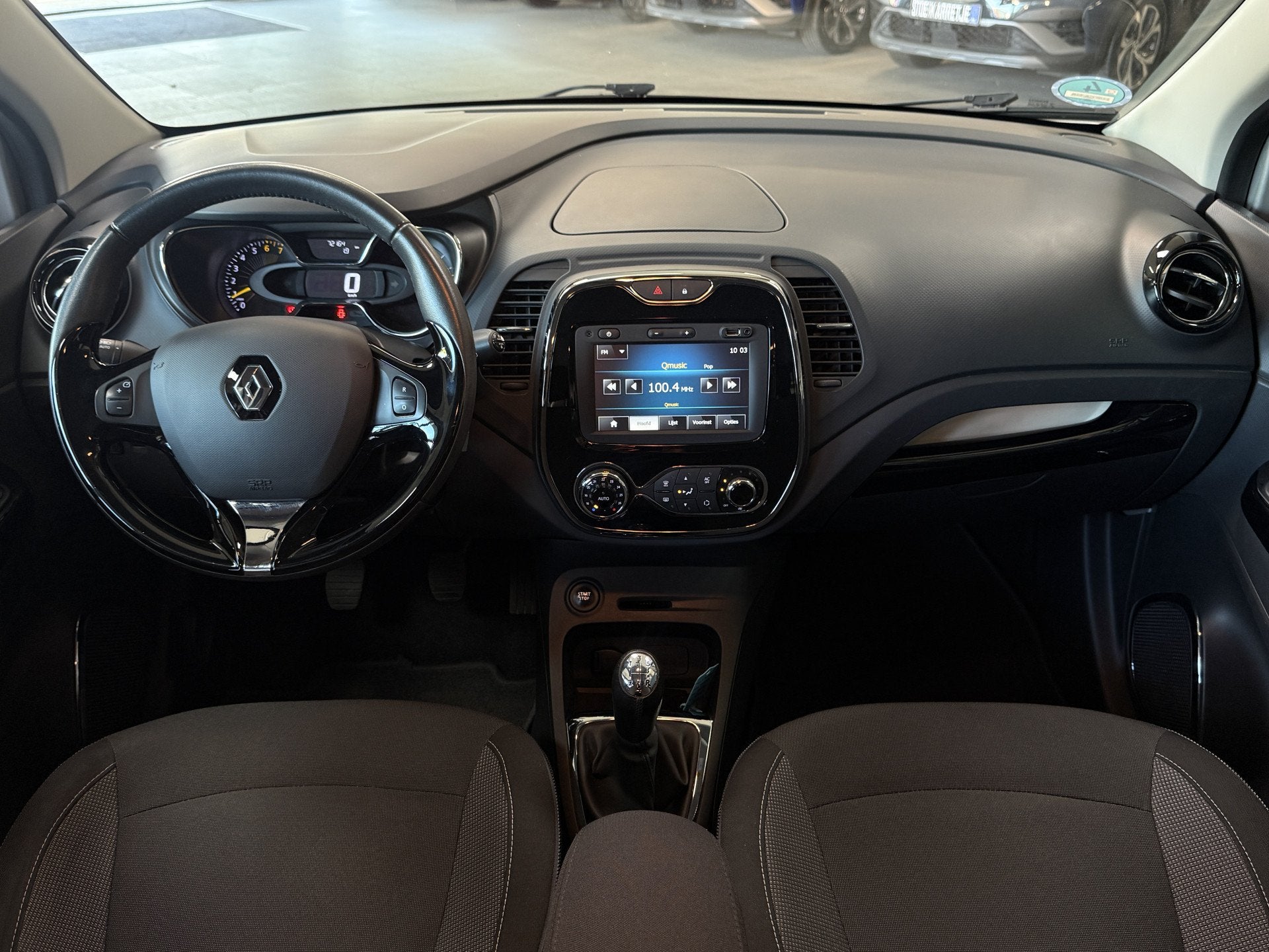 Renault Captur 0.9 TCe Dynamique Navigatie | 17" | Clima | C, Voorwielaandrijving, 898 cc, Stof, Gebruikt