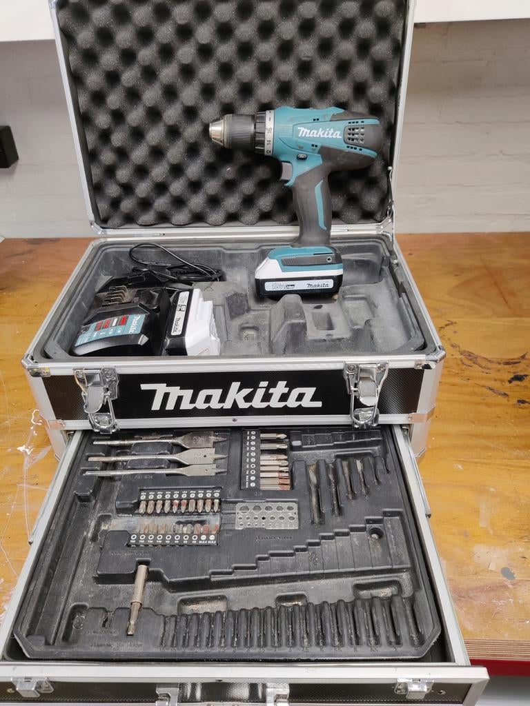 Makita DF457D Accuboormachine met koffer en accessoires, Ophalen, Gebruikt, Boor- en Schroefmachine, Variabele snelheid