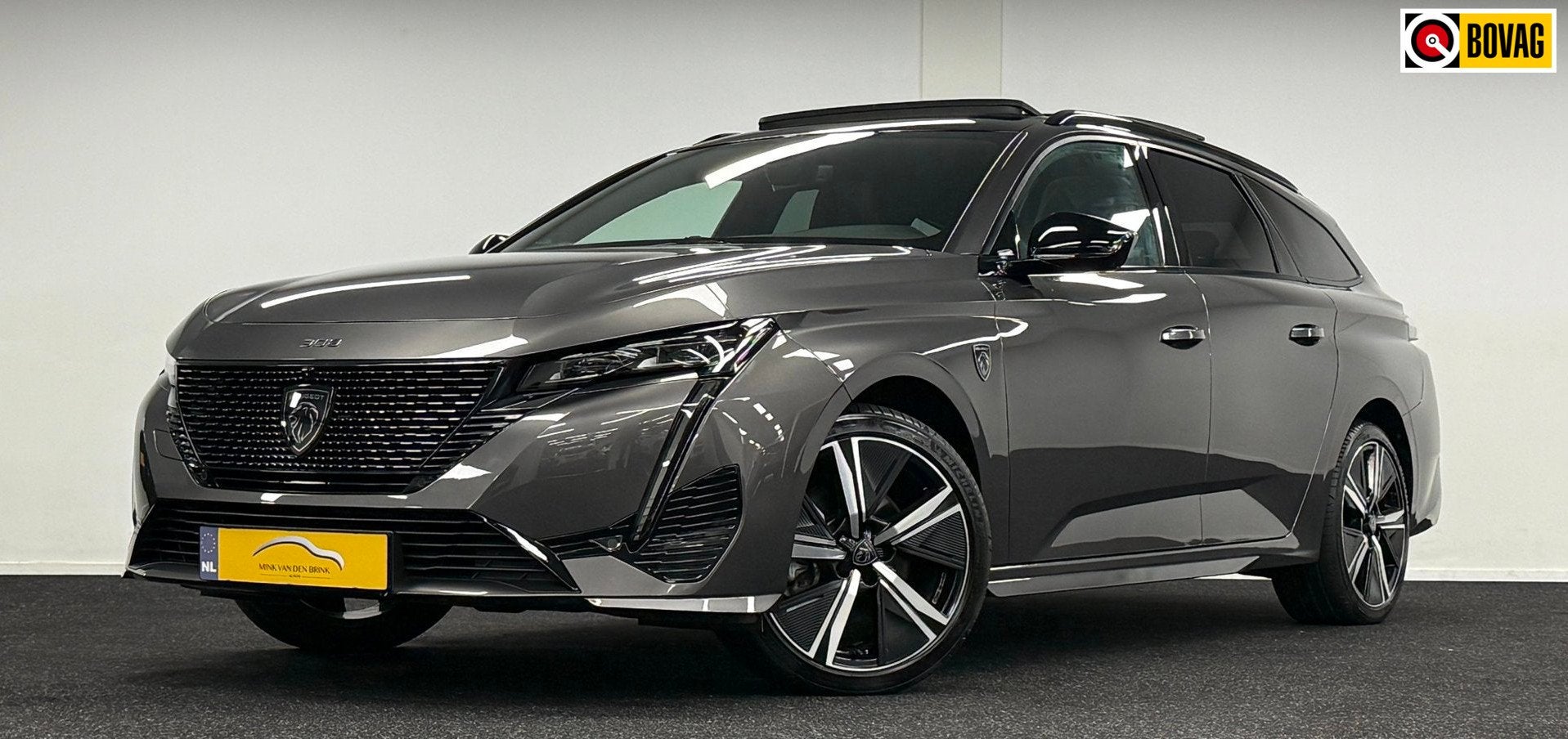 Peugeot 308 SW 1.2 PureTech GT*Panodak*Trekhaak*Memory*Navi*, Auto's, 1263 kg, Gebruikt, Zwart, 1199 cc