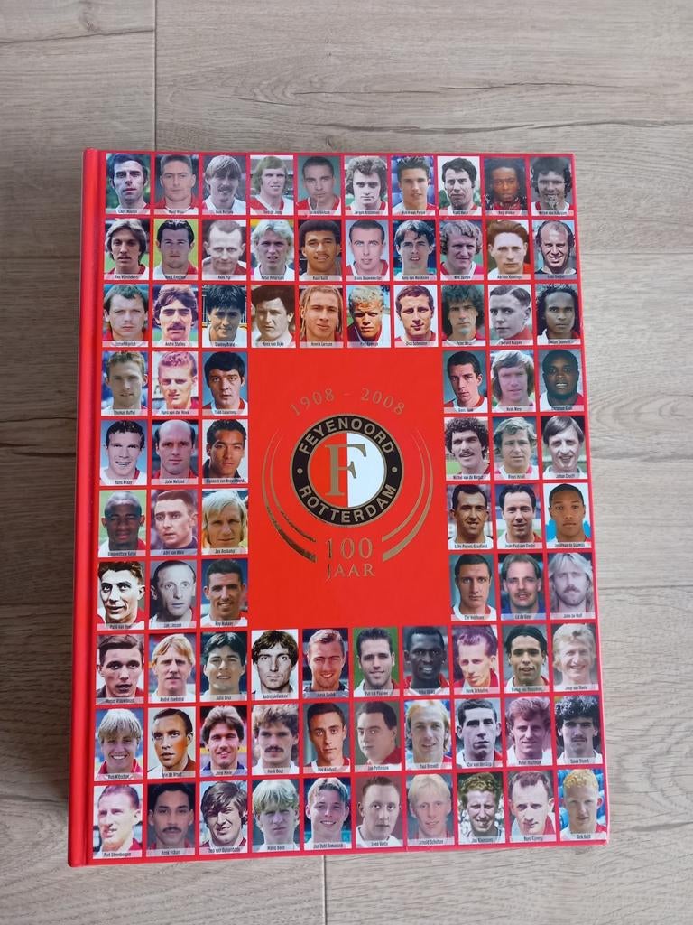 100 Jaar Feyenoord - Officieel Jubileumboek, Ophalen of Verzenden, Zo goed als nieuw, Michel van Egmond, Overige sporten