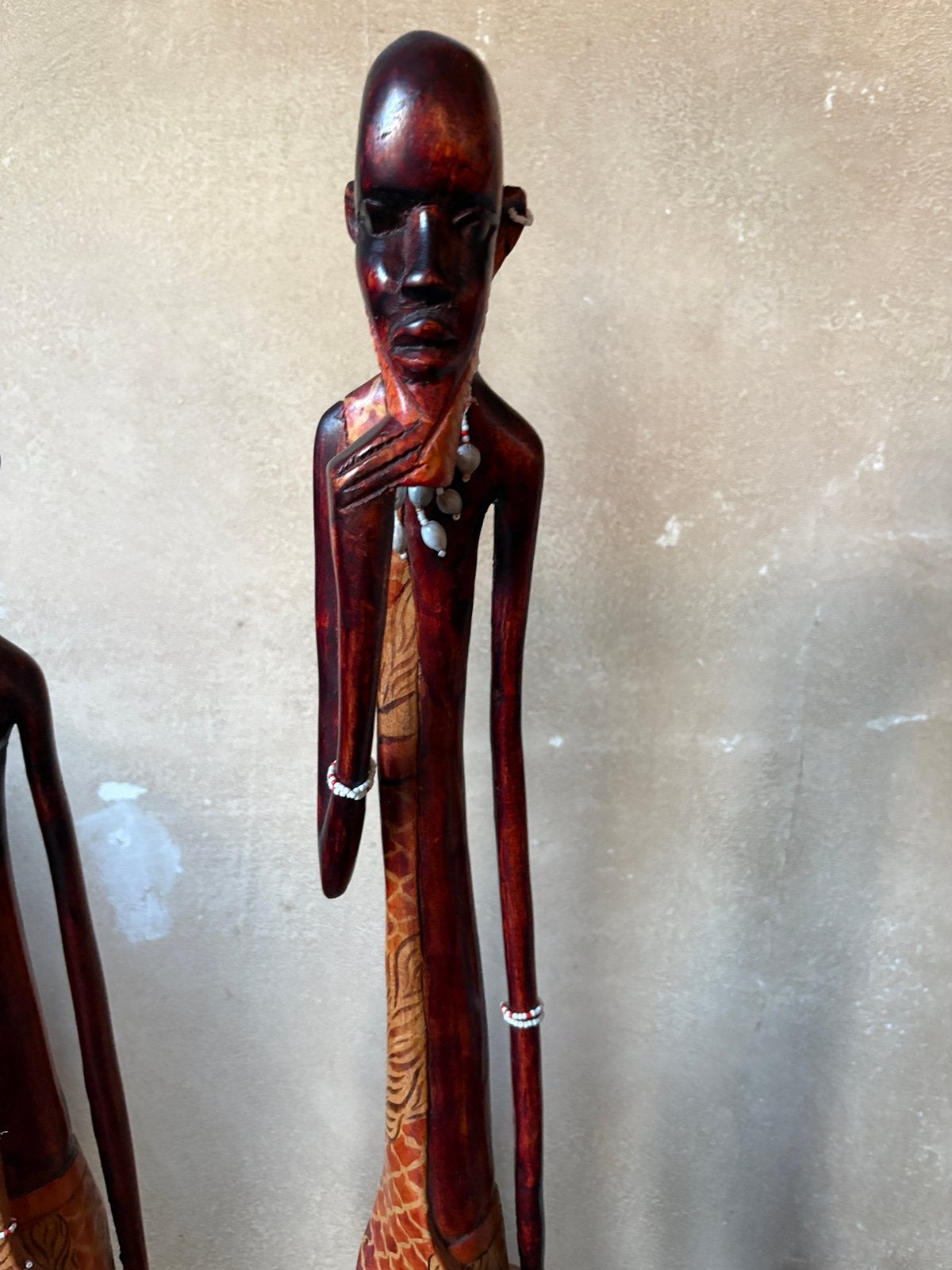 Afrikaanse houten beelden Tanzania 120 cm set van 2, Antiek en Kunst, Afrika, Handgemaakt, 120 cm, Houtsnijwerk