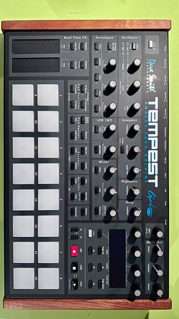 Dave Smith instruments - Tempest Drum Machine, Muziek en Instrumenten, Drumcomputers, Zo goed als nieuw, Overige merken, Ophalen of Verzenden