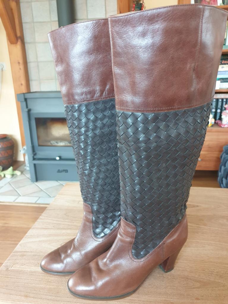 Invito laarzen maat 38, Kleding | Dames, Ophalen of Verzenden, Zo goed als nieuw, Zwart, Hoge laarzen