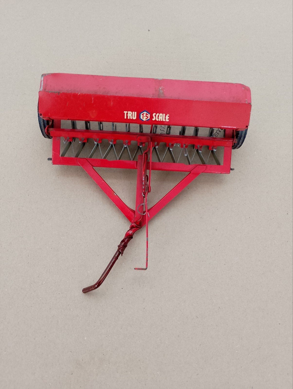 Vintage jaren 50 Tru-Scale zaaimachine (rood), Ophalen, Gebruikt, Tractor of Landbouw, Overige merken