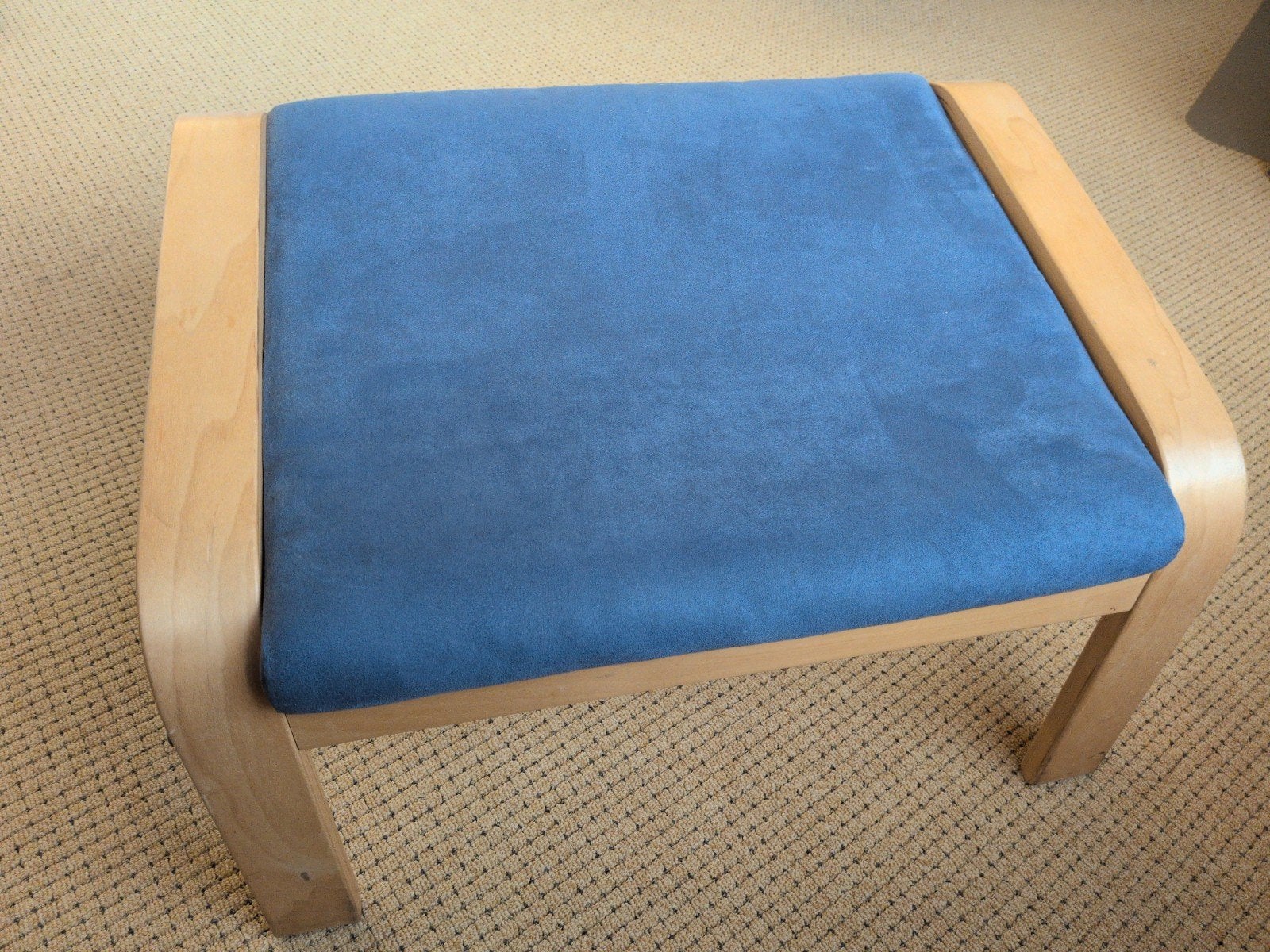 IKEA Poäng voetenbank met blauw kussen, Ophalen, Hout, Modern, Scandinavisch, 50 tot 75 cm