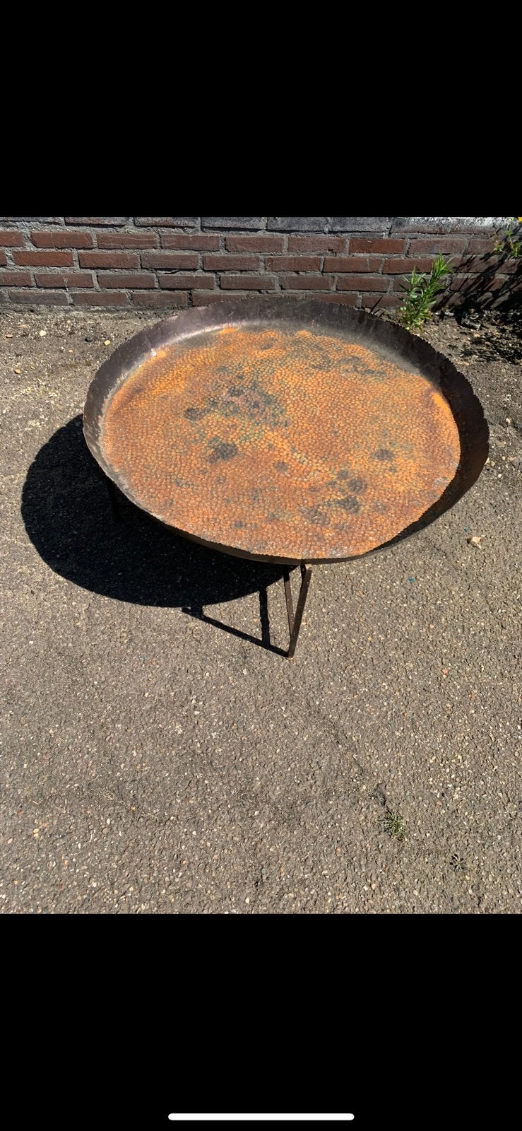 Grote ronde metalen salontafel voor binnen en buiten, Ophalen, Zo goed als nieuw, Rond, 50 tot 100 cm